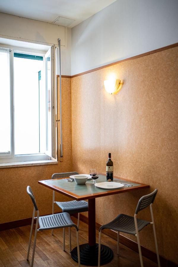 Hotel Mary Vicence Extérieur photo
